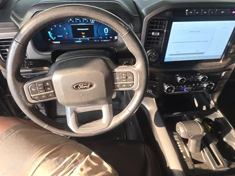 2024 Ford F-150 Lariat Crew Cab Short Bed - miniatura 11