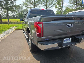 2024 Ford F-150 Lariat Crew Cab Short Bed - miniatura 2