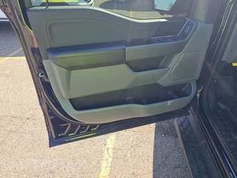 2024 Ford F-150 Lightning Flash Crew Cab Short Bed - miniatura 9
