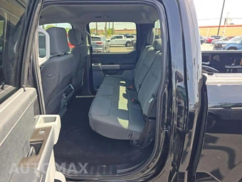 2024 Ford F-150 Lightning XLT Crew Cab Short Bed - miniatura 13