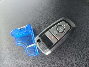 2024 Ford F-150 Lightning XLT Crew Cab Short Bed - miniatura 8