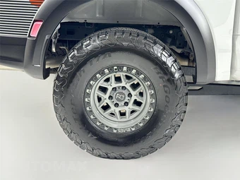 2024 Ford F-150 Raptor Crew Cab Short Bed - miniatura 39