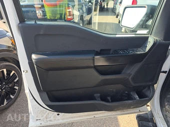 2024 Ford F-150 STX Crew Cab Short Bed - miniatura 9