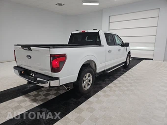 2024 Ford F-150 XLT Crew Cab Medium Bed - miniatura 4