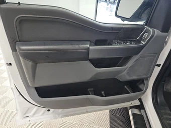 2024 Ford F-150 XLT Crew Cab Medium Bed - miniatura 9