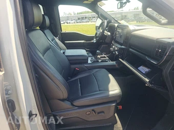 2024 Ford F-150 XLT Crew Cab Medium Bed - miniatura 8