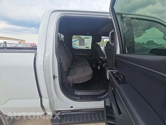 2024 Ford F-150 XLT Crew Cab Medium Bed - miniatura 13