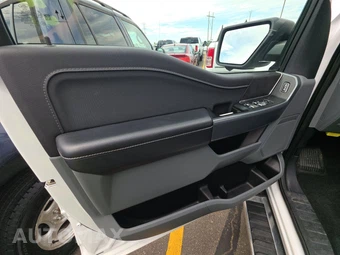 2024 Ford F-150 XLT Crew Cab Medium Bed - miniatura 9