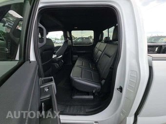 2024 Ford F-150 XLT Crew Cab Medium Bed - miniatura 13