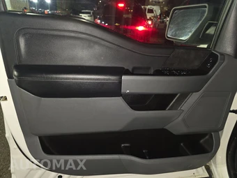 2024 Ford F-150 XLT Crew Cab Medium Bed - miniatura 9