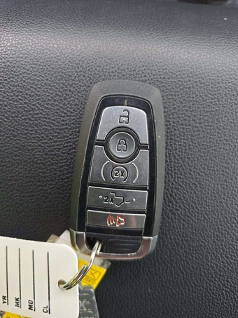 2024 Ford F-150 XLT Crew Cab Medium Bed - miniatura 5