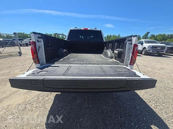 2024 Ford F-150 XLT Crew Cab Medium Bed - miniatura 11