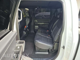2024 Ford F-150 XLT Crew Cab Short Bed - miniatura 13