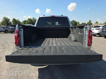 2024 Ford F-150 XLT Crew Cab Short Bed - miniatura 11