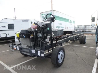 2024 Ford F-53 Class A Motorhome Chassis DRW - samochód z USA z aukcji Manheim, oferta Kup Teraz w AUTOMAX