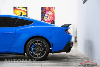 2024 Ford Mustang Dark Horse Coupe - miniatura 14
