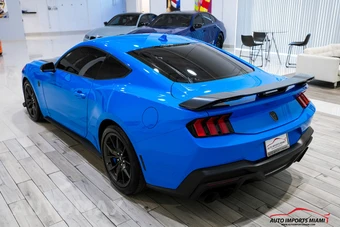 2024 Ford Mustang Dark Horse Coupe - miniatura 15