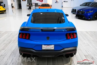 2024 Ford Mustang Dark Horse Coupe - miniatura 17