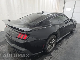 2024 Ford Mustang Dark Horse Coupe - miniatura 4
