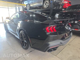 2024 Ford Mustang Dark Horse Coupe – miniatura 6