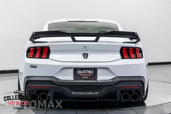 2024 Ford Mustang Dark Horse Coupe - miniatura 17