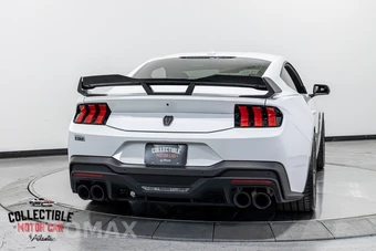 2024 Ford Mustang Dark Horse Coupe - miniatura 18