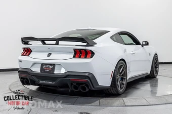 2024 Ford Mustang Dark Horse Coupe - miniatura 19