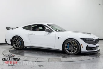 2024 Ford Mustang Dark Horse Coupe - miniatura 24