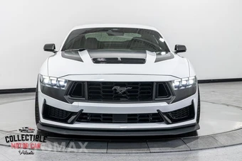 2024 Ford Mustang Dark Horse Coupe - miniatura 31