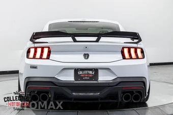 2024 Ford Mustang Dark Horse Coupe - miniatura 32