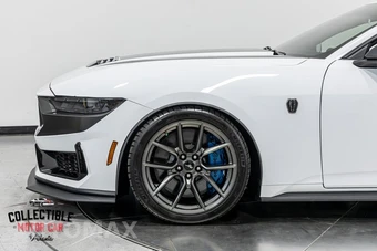 2024 Ford Mustang Dark Horse Coupe - miniatura 37