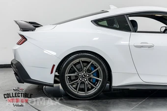 2024 Ford Mustang Dark Horse Coupe - miniatura 40