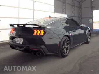 2024 Ford Mustang Dark Horse Coupe – miniatura 4