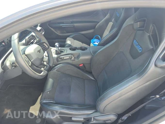 2024 Ford Mustang Dark Horse Coupe - miniatura 3