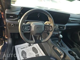 2024 Ford Mustang Dark Horse Coupe - miniatura 10