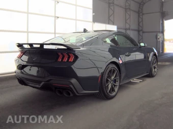 2024 Ford Mustang Dark Horse Coupe - miniatura 4