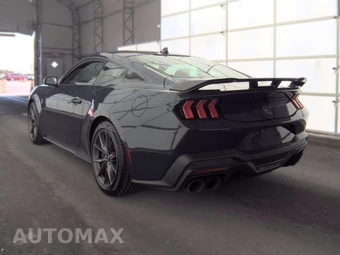 2024 Ford Mustang Dark Horse Coupe - miniatura 6