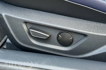 2024 Ford Mustang Dark Horse Coupe – miniatura 27
