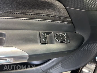 2024 Ford Mustang EcoBoost Coupe - miniatura 30