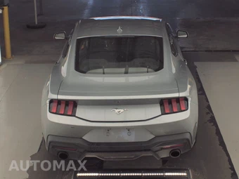 2024 Ford Mustang EcoBoost Coupe - miniatura 5