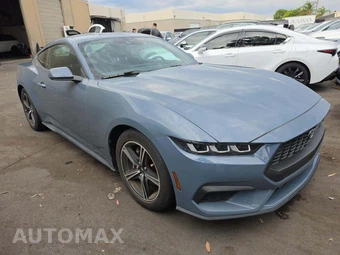 2024 Ford Mustang EcoBoost Coupe - miniatura 4