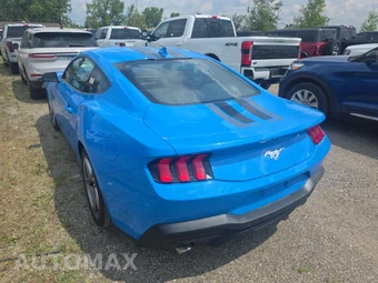 2024 Ford Mustang EcoBoost Coupe - miniatura 6