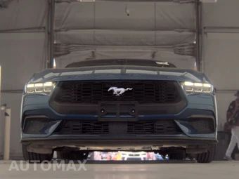 2024 Ford Mustang EcoBoost Coupe - miniatura 3