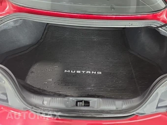 2024 Ford Mustang EcoBoost Coupe - miniatura 13