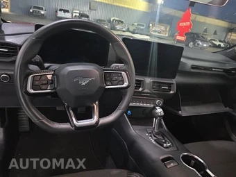 2024 Ford Mustang EcoBoost Coupe - miniatura 8