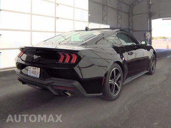 2024 Ford Mustang EcoBoost Coupe - miniatura 4