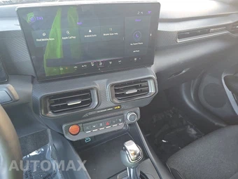 2024 Ford Mustang EcoBoost Coupe - miniatura 11