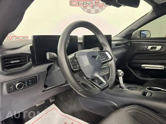2024 Ford Mustang EcoBoost Coupe - miniatura 10