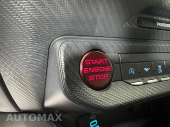 2024 Ford Mustang EcoBoost Coupe - miniatura 16