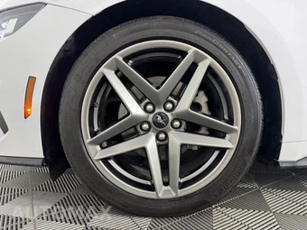 2024 Ford Mustang EcoBoost Coupe - miniatura 38
